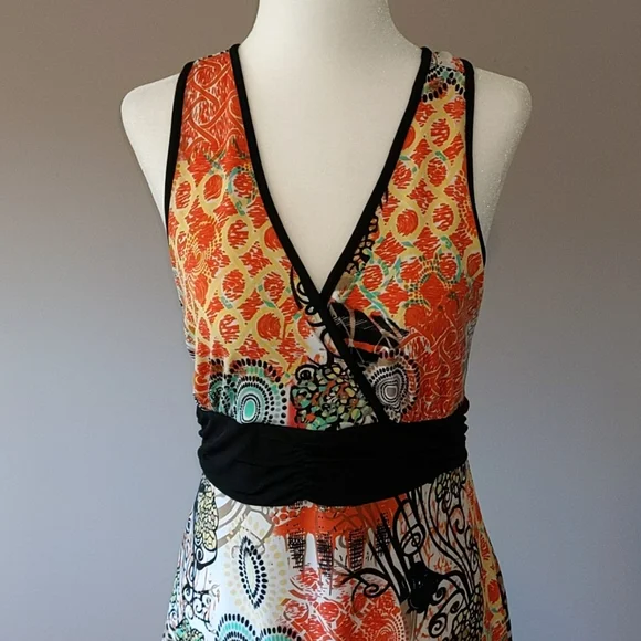 Abstract Pattern Dress - Picture 3 of 4